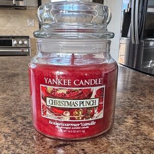 Yankee Candle Christmas Punch Red Jar Candle